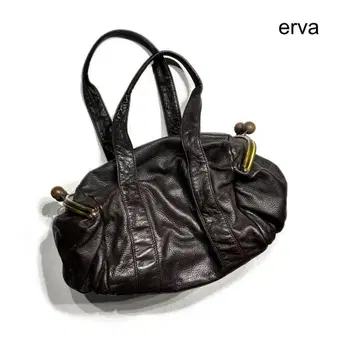 하자품 erva 엘르 가죽 가마구치 숄더백 아쉬페 프랑스 가방