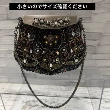 [ 새상품급 ] 앤티크 레트로 작은 총 비즈 자수 블랙 가마구치 파티 백