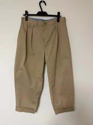 BEAMES 2턱 치노 팬츠