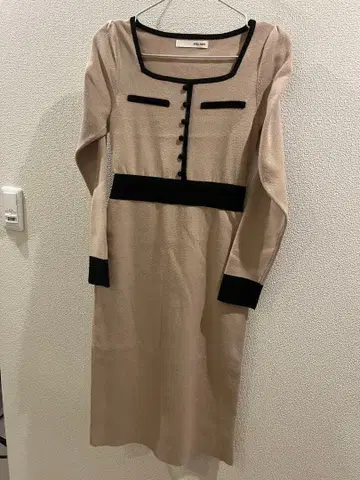 로얄 파티 타이트 니트 원피스