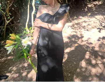 원숄더 드레스 블랙 / 사용 1회만