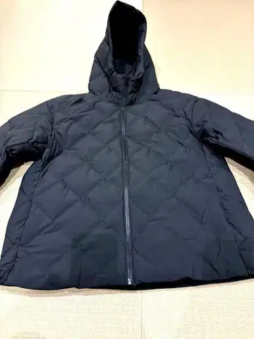 UNIQLO 퍼프 테크 후드티