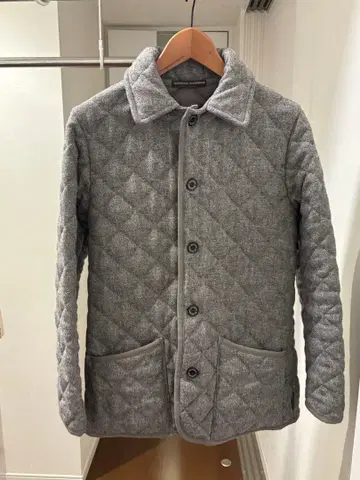 Traditional Weatherwear 그레이 퀼팅 자켓