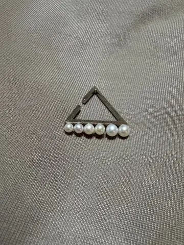 Jouete 이어커프스 트라이앵글 펄