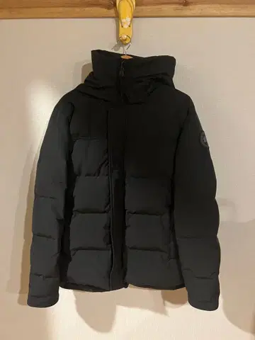 Canada Goose 블랙 라벨 다운 자켓