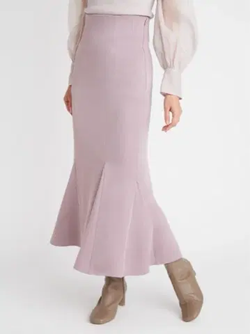 snidel 백 새틴 머메이드 스커트