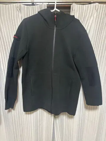 BRIEFING 후드 부착 후드티 블랙