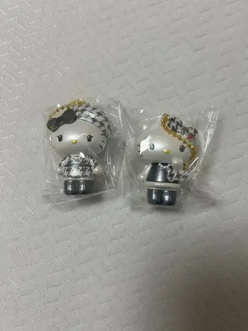 시크릿 마스코트 참 ( 흑백 걸리시 쌍둥이 코디 ) 2개 세트