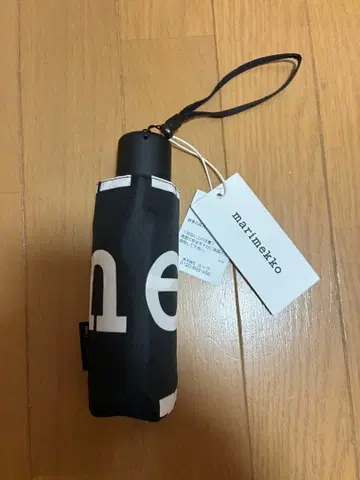 미사용 새상품 마리메꼬 Mini Manual Marilogo 접이식 우산