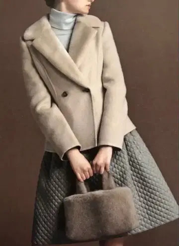 FOXEY 크로스 플레어 스커트 퀼팅 그레이 38