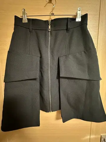 LE CIEL BLEU 블랙 미니 스커트 36