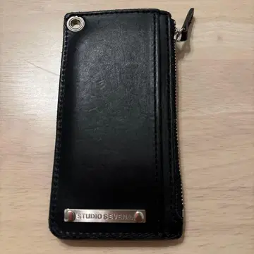 STUDIO SEVEN 블랙 가죽 지갑