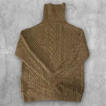 EDIFICE PANTONE UNIVERSE 터틀넥 니트 스웨터