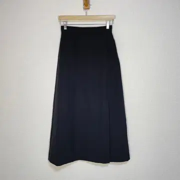 [ rrrrrrrrr ] 나인 스커트 M 사이즈 블랙