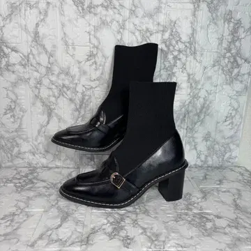 새상품급 randa 스트레치 삭스 앵클부츠 [ M 사이즈 ] 23.5cm