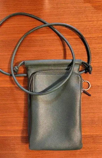 새상품급! SHIPS 그린 숄더백 스마트폰 숄더