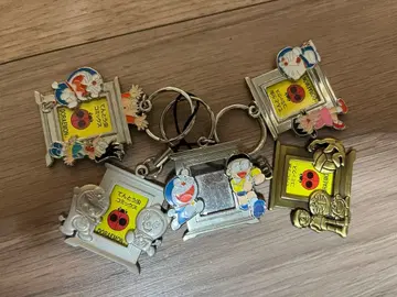 텐토우무시 코믹스 도라에몽 플러스 특제 사진 프레임 키링 5종 세트