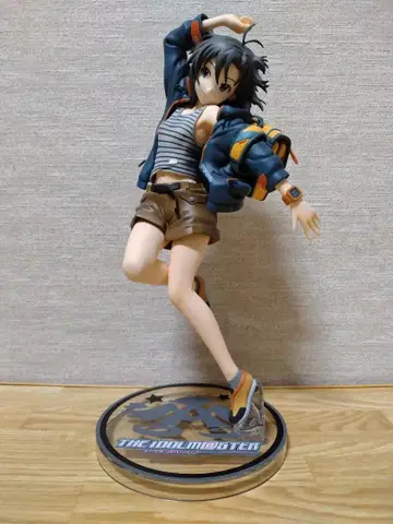 아이돌 마스터 키쿠치 마코토 1/8 완성품 피규어