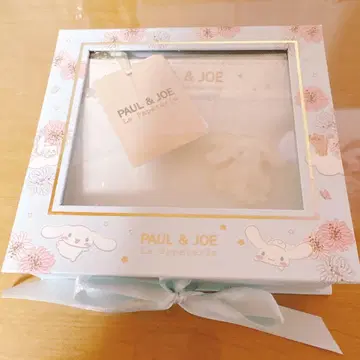 PAUL & JOE 시나모롤 시나몬 패스 케이스