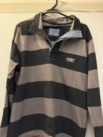 L.L.Bean 그레이와 블랙 스트라이프 피케 셔츠