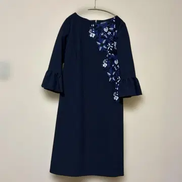 예쁜 원피스 네이비 레이스 장식이 멋짐