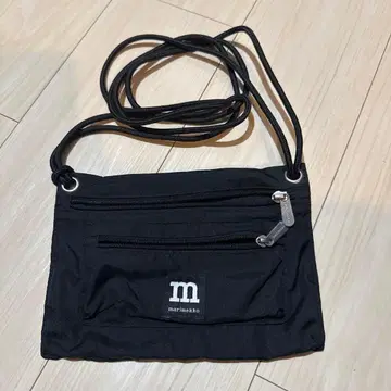 marimekko 블랙 사코슈 2포켓