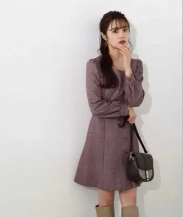 사이드 버튼 미니 플레어 원피스