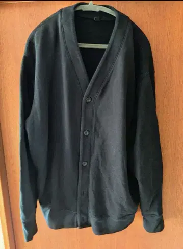 유니클로 맨투맨 가디건 블랙