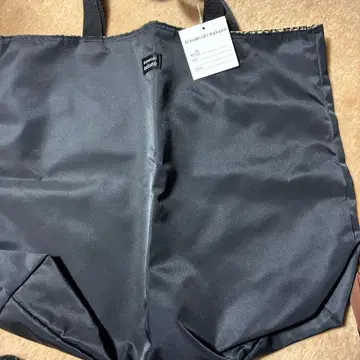 블랙 나일론 토트백