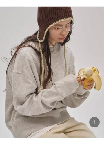 이번 시즌 TODAYFUL 코튼 브러쉬드 맨투맨 그레이