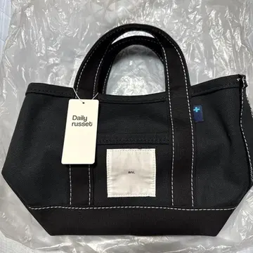 Daily russet 블랙 미니 토트백