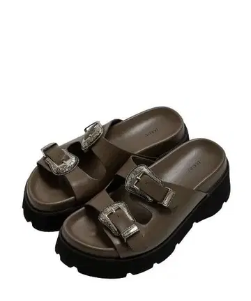 AmeriVINTAGE MEDI WESTERN BUCKLE SANDALS