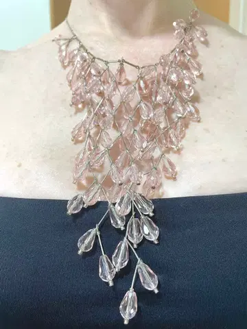 Max&Co 크리스탈 비즈 목걸이