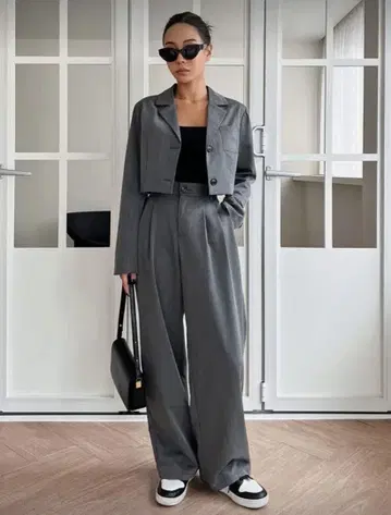 그레이 크롭 자켓 팬츠 셋업