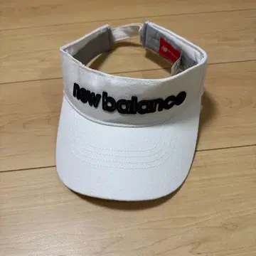 new balance 화이트 바이저