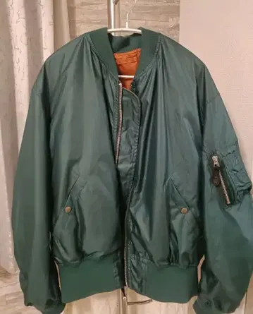 MA-1 플라이트 자켓 다크 그린
