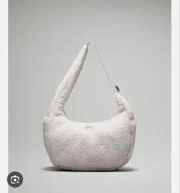 룰루레몬 가방 미사용 새상품