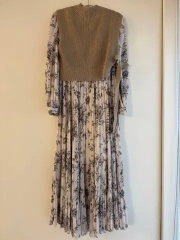 스나이델 베스트 포함 원피스