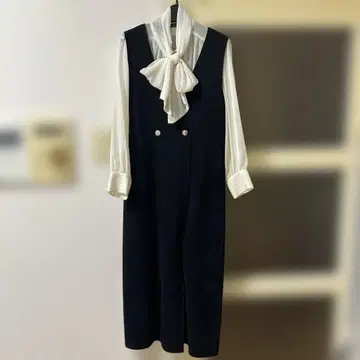 ZARA 오버롤 스커트&블라우스