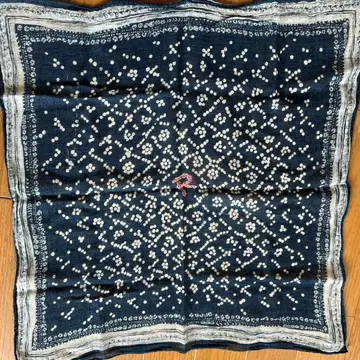 45R 반다나 인디고 도트 꽃 패턴 'R'자 부드러운 거즈 소재