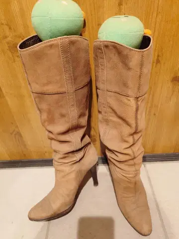 새상품급 베이지 스웨이드 하이힐 롱 부츠 덤 포함