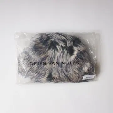 DRIES VAN NOTEN GILLY 퍼 버킷 햇 M