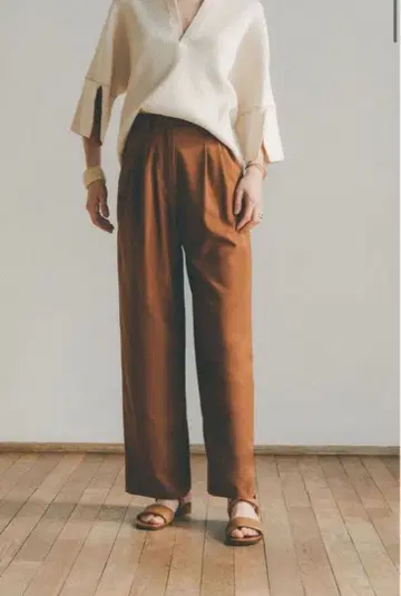 CLANE 베이직 턱 팬츠