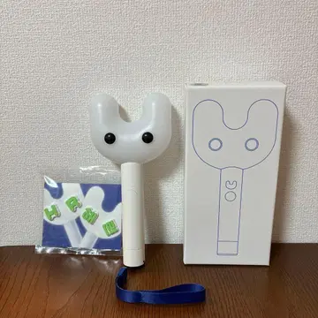 NEWJEANS OFFICIAL LIGHT STICK