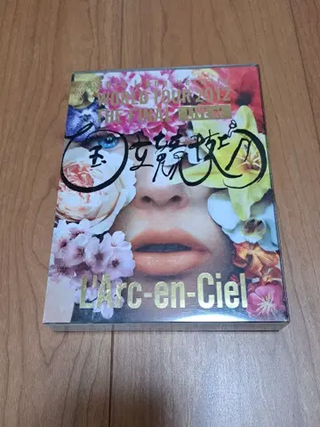 L'Arc-en-Ciel WORLD TOUR 2012 DVD