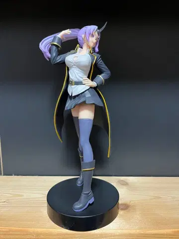 전생했더니 슬라임이었던 건에 대하여 시온