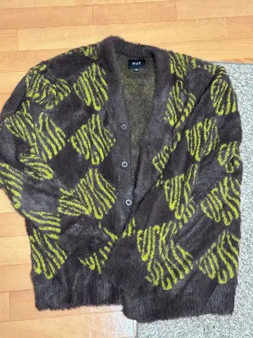 HUF 다이아몬드 패턴 가디건 M