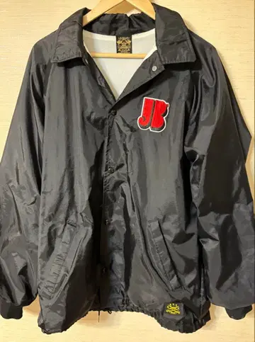 JB의 나일론 자켓 블랙