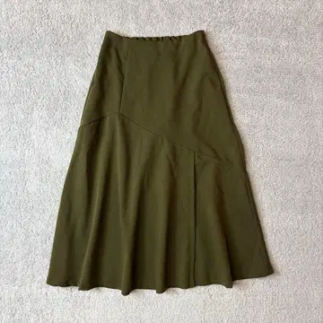 리셰 글래머 플레어 롱 스커트 허리 일부 밴딩 카키 계열 M 무지