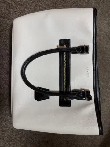 Lounie 화이트 블랙 토트백